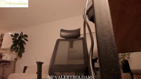 Valery Roldans online show from January 2026 02:49:01 AM