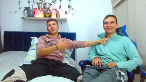 Snapshot of rolos_hot32 chatting on February 2026 12:53:02 AM rolos_hot32 online show from February 2026 12:53:02 AM