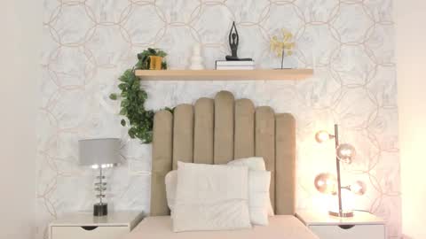 Snapshot of roma_love_ chatting on January 2025 12:02:02 PM online show from January 2025 12:02:02 PM