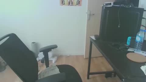 romainb72 online show from January 2025 01:14:02 PM