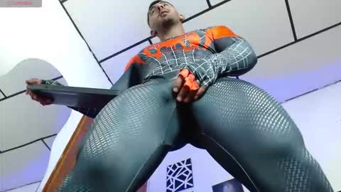 Roman online show from September 2025 06:30:02 PM