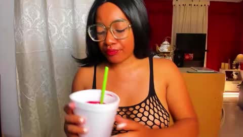 Snapshot of romantic_stargirl chatting on March 2026 04:27:01 AM Is A Belle online show from March 2026 04:27:01 AM