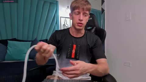 Romeo Ricci online show from November 2025 01:47:02 PM