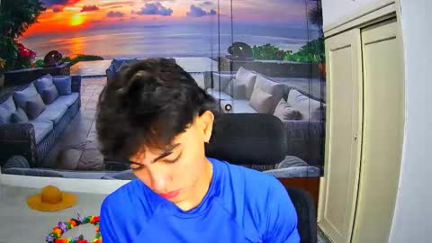 Romeo online show from September 2025 07:08:02 PM