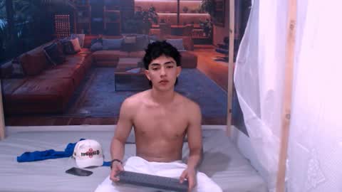 Romeo online show from October 2025 07:44:01 PM