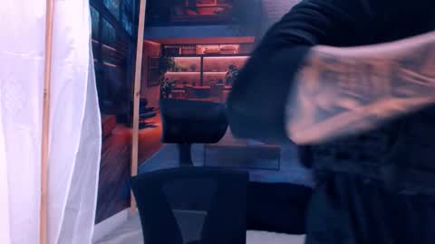 Romeo online show from October 2025 06:57:02 PM