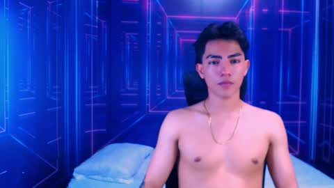 Romeo online show from October 2025 07:15:02 PM