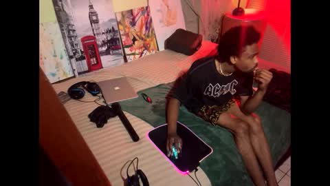 romeotyn online show from February 2025 10:29:01 AM