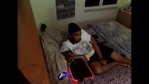 romeotyn online show from February 2025 10:16:01 AM