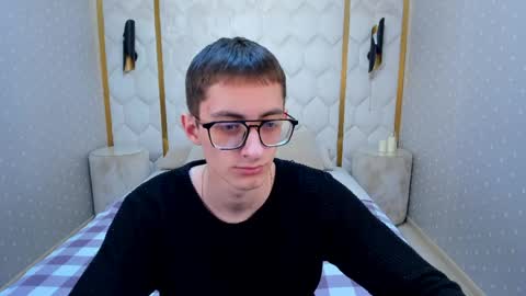 Snapshot of ronbevs chatting on May 2026 08:14:02 PM ronbevs online show from May 2026 08:14:02 PM
