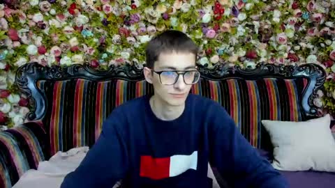 Snapshot of ronbevs chatting on May 2026 08:49:02 PM ronbevs online show from May 2026 08:49:02 PM