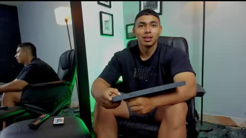 RonnieCanford online show from April 2026 04:37:02 PM