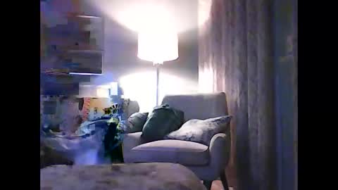 Snapshot of ronvlv chatting on April 2026 03:21:01 AM ronvlv online show from April 2026 03:21:01 AM