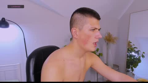 Snapshot of rony_winston chatting on December 2024 04:26:01 PM Rony online show from December 2024 04:26:01 PM