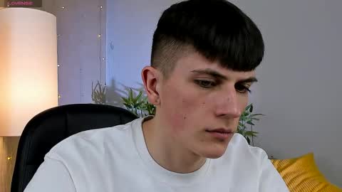 Rony online show from March 2026 07:20:02 PM