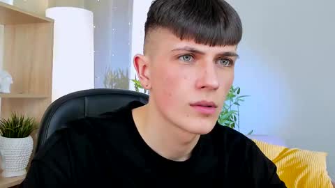 Rony online show from March 2026 01:29:02 PM