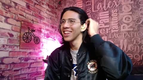 RonyMiller 1 online show from January 2025 01:40:01 PM