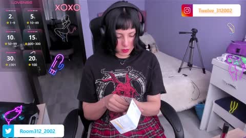Twelve 3 Inst Twelve 312002 Twitter Room312 2002 online show from January 2025 06:24:02 PM