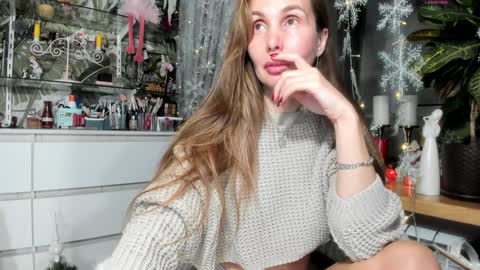 Aurora online show from December 2024 11:08:02 PM