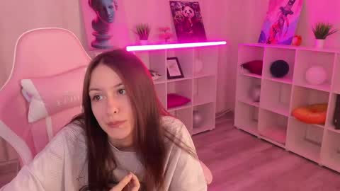 Snapshot of rosa_vaughn chatting on May 2026 09:04:01 AM Viola online show from May 2026 09:04:01 AM
