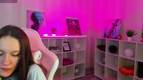 Snapshot of rosa_vaughn chatting on May 2026 10:11:02 AM Viola online show from May 2026 10:11:02 AM