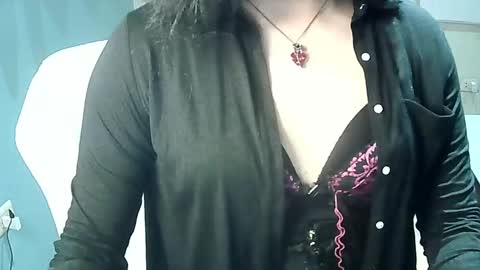 Rosa online show from October 2025 03:53:01 AM