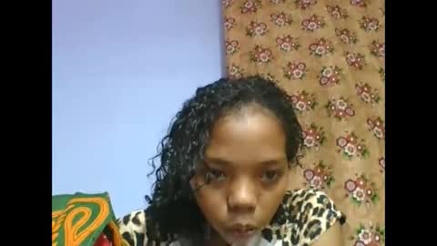 rosah225127 online show from May 2026 02:45:01 PM