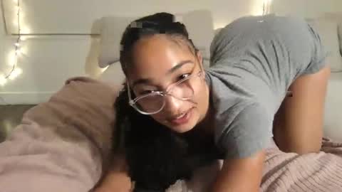 Rosalina online show from November 2025 05:40:01 AM