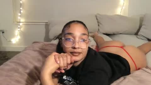 Snapshot of rosalinatoosexy chatting on January 2026 05:23:01 AM Rosalina online show from January 2026 05:23:01 AM