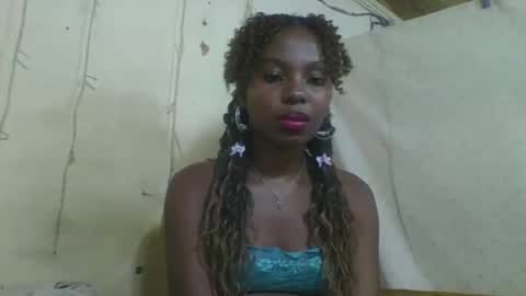 Snapshot of rosalinda933 chatting on April 2026 09:01:01 AM Rosalinda online show from April 2026 09:01:01 AM