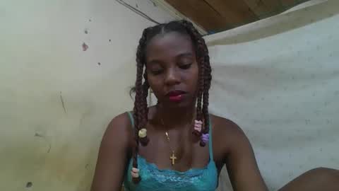 Snapshot of rosalinda933 chatting on May 2026 12:04:02 PM Rosalinda online show from May 2026 12:04:02 PM