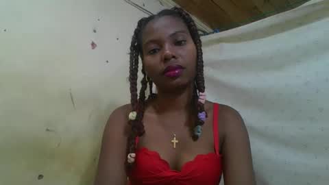 Snapshot of rosalinda933 chatting on May 2026 01:03:02 AM Rosalinda online show from May 2026 01:03:02 AM