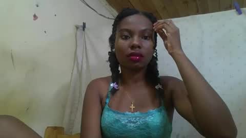 Snapshot of rosalinda933 chatting on May 2026 01:06:01 PM Rosalinda online show from May 2026 01:06:01 PM