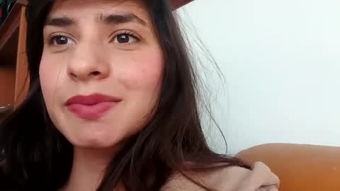 Snapshot of rosasvioletas chatting on October 2025 05:43:01 PM rosasvioletas online show from October 2025 05:43:01 PM