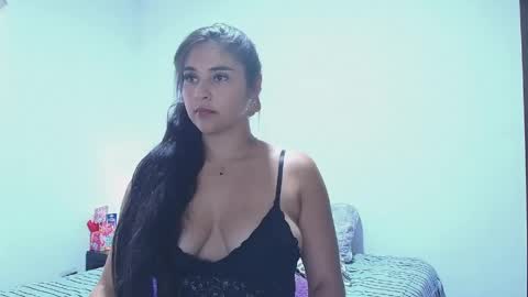 Snapshot of rose_towers4 chatting on May 2026 10:07:01 PM rose_towers4 online show from May 2026 10:07:01 PM