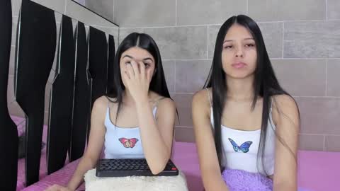 Rose y Miah online show from January 2025 06:29:01 AM