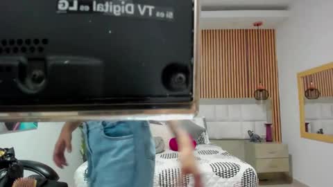 roseaurora online show from November 2025 12:31:02 PM