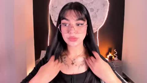 Rose online show from November 2025 01:55:02 PM