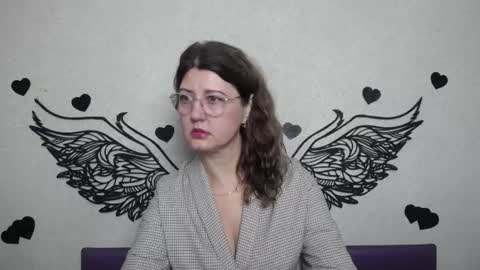 RoseHille online show from November 2025 06:02:02 AM