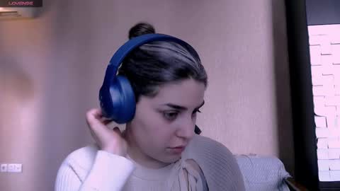 Rose online show from November 2025 11:09:02 AM