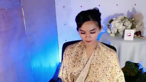 Snapshot of rosella_xx chatting on March 2025 05:24:02 AM TONETH online show from March 2025 05:24:02 AM