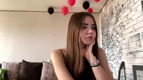 Snapshot of rosenamohmed chatting on April 2026 07:45:01 AM Rosa online show from April 2026 07:45:01 AM