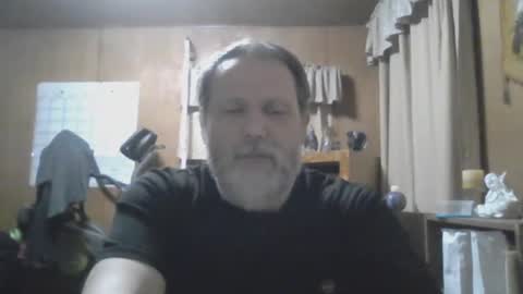 Snapshot of rosepanda chatting on February 2025 11:26:01 PM Lost4gain online show from February 2025 11:26:01 PM