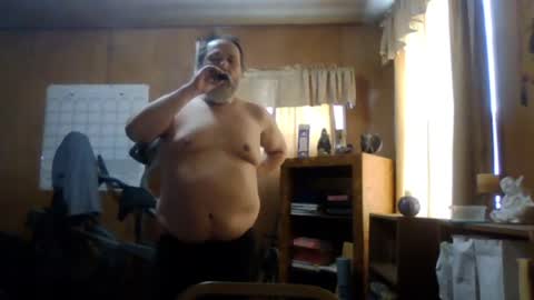 Snapshot of rosepanda chatting on February 2025 06:01:02 PM Lost4gain online show from February 2025 06:01:02 PM