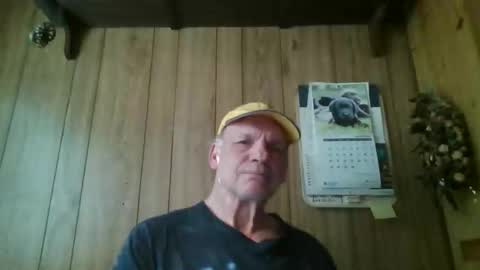 roses2u1958 online show from April 2026 04:23:02 PM