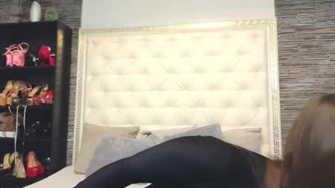 Gabriela online show from March 2025 05:43:02 AM