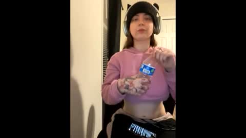 roseyla1 online show from February 2026 02:59:02 AM