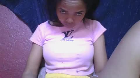 rosia685234 online show from November 2025 05:50:01 AM