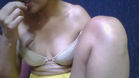 rosia685234 online show from December 2025 09:58:01 AM