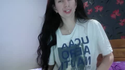 Snapshot of rosiehayes chatting on March 2026 07:47:01 AM RosieHayes online show from March 2026 07:47:01 AM